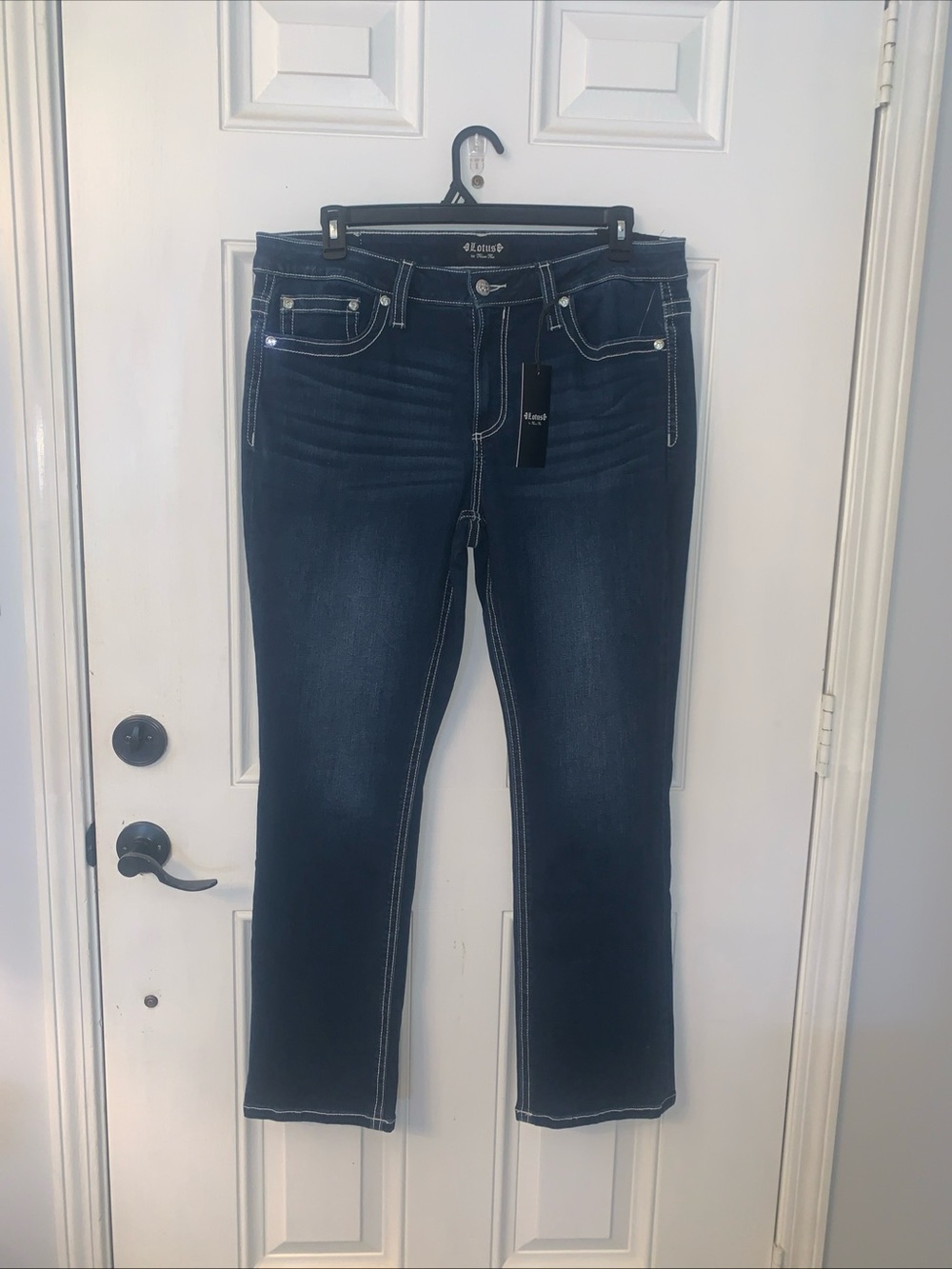 Lotus By Miss Me Mid Rise Straight Blue Jeans NWT Size 36/22 L 31
